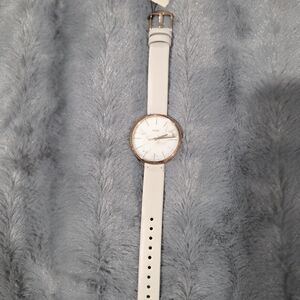 Fossil Elegant White Watch